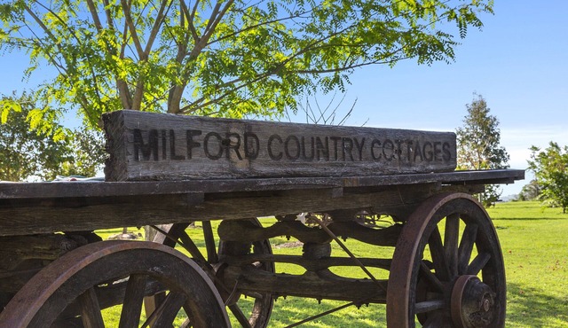 Milford Country Cottages (Bottletree Cottage)