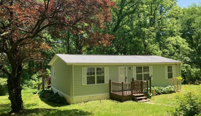Militia Hill Cabin-Rocky Top, TN