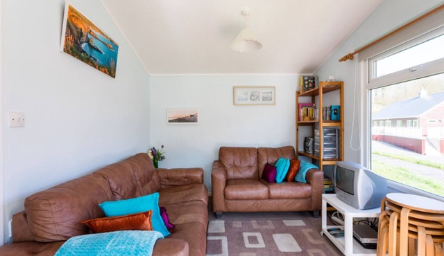 Milkwood, A lovely Three-bedroomed chalet, sleeps five