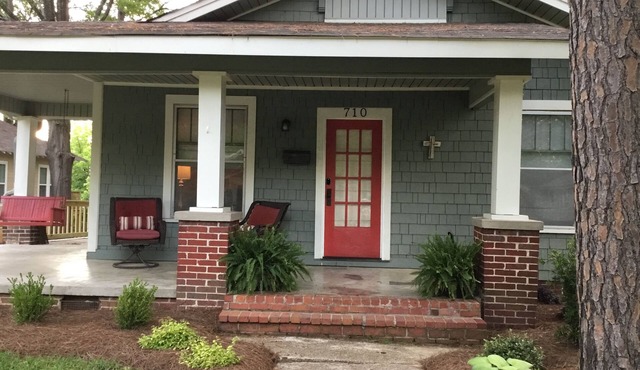 Mill Cottage- minutes to Arena/Downtown/NMMC. 1 mi. from Fairpark.
