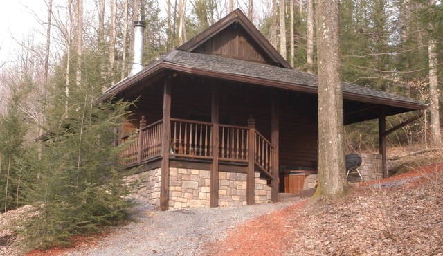 Mill Creek Cabins 7- Secluded Luxury Cabins 2 miles New River Gorge NP entrance