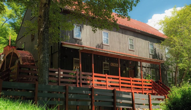 Mill Estate | Historic 1849 Compound | Sleeps 13