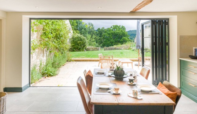 Mill House & Cottage - 2 Beautiful Homes on The Cotswold Way