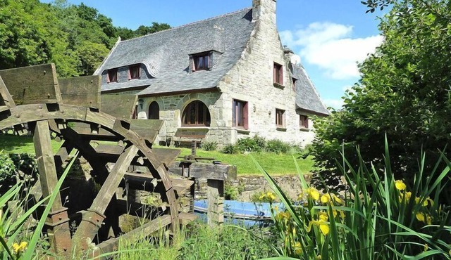 Mill in Brittany by River Aulne with Kayaks
