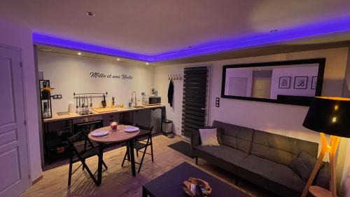 Mille et une nuit, appartement classé 3 étoiles en RDC avec exterieur et parking