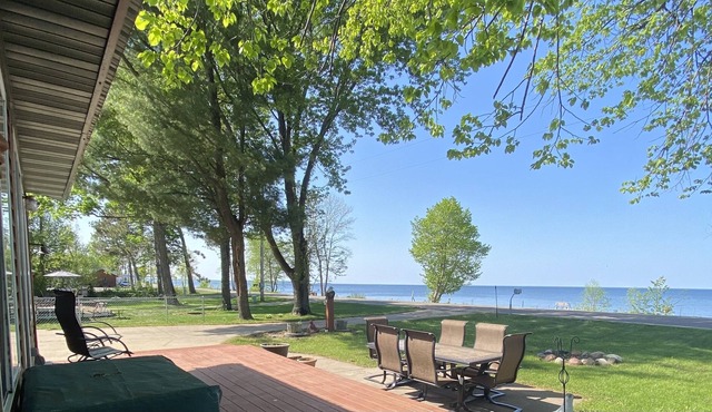 Mille Lacs lakefront 2 bedroom cabin