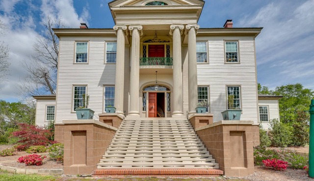 Milledgeville Home w/Fire Pit + Pond Access!