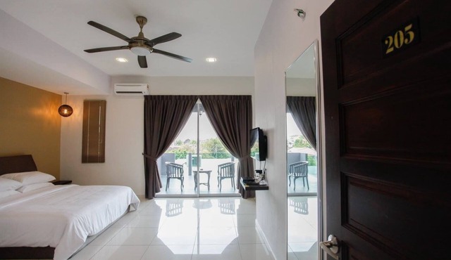 Millenium Maison Home