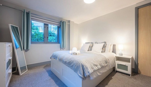 Millennium View by Tŷ SA