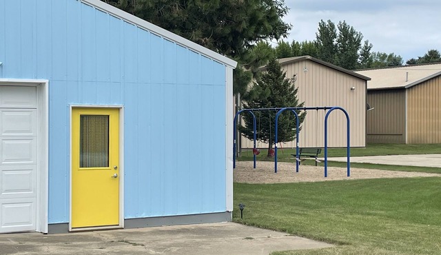 Millers Bay Hideaway Charmer 4 blocks from Miller's Bay!