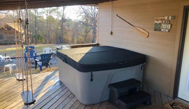 Millers Landing - HOT TUB. Sleeps 14. 2mi to Lwr Buffalo Rvr