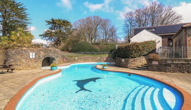 MILLERS LOFT, pet friendly, character holiday cottage in Modbury