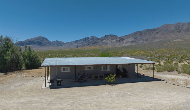 Million Dollar View close to Death Valley and remote for Perfect Stargazing