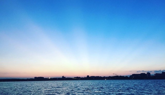 MILLION DOLLAR VIEW LAKE BOAT HOUSE