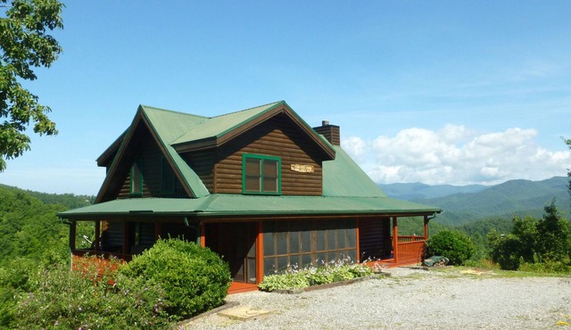 Million Dollar Views at Longview Cabin