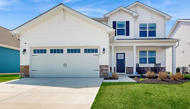 Millville by the Sea home with clubhouse, pools & wellness center access