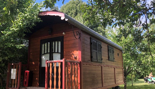 Millygite Roulotte - 4 Seasons Chalet on Wheels - Cottage