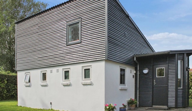"Milrid" - 100m from the sea by Interhome