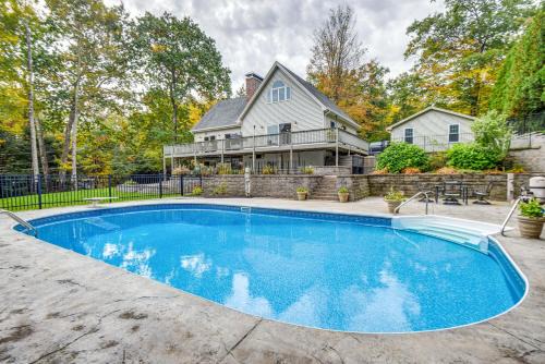 Milton Hidden Gem w/Pool, Hot Tub & Fireplace!