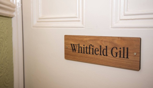 Milton House- Studio Apartment .Whitfield Suite