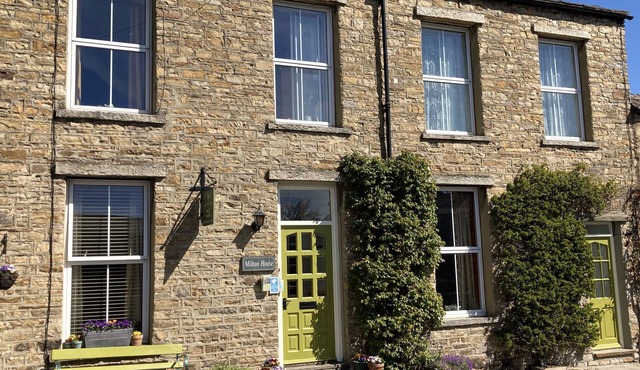 Milton House Studio Apartment Suites