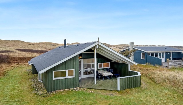 "Mimo" - 150m from the sea by Interhome