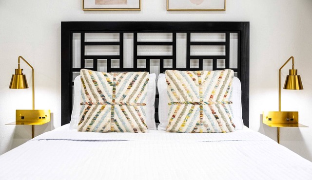 MIMO5-2 | cozy corner of Miami's Modern District