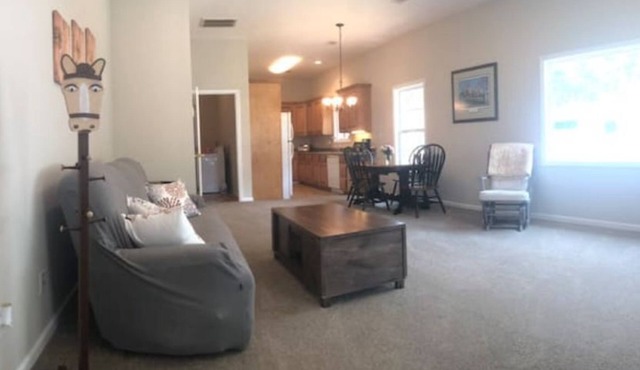 Mimosa Cottage Farm- 2br cottage & stalls. Mastersn