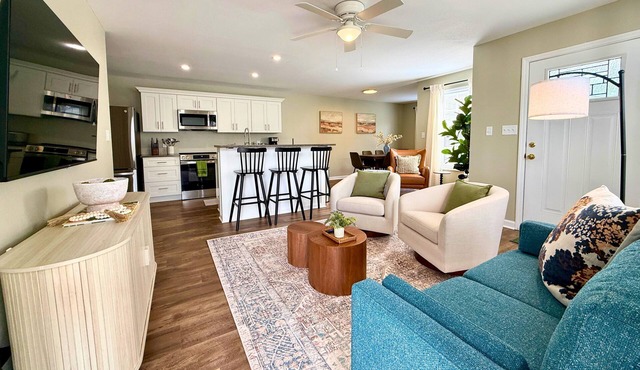 Mimosa Stay Cottage - Thomasville Close to all the Charm