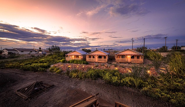 Miners Cabins - Rent all 6