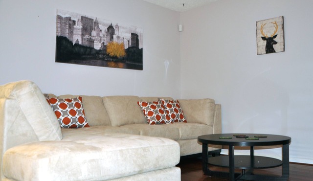 Mingde home in Mississauga Streetsville