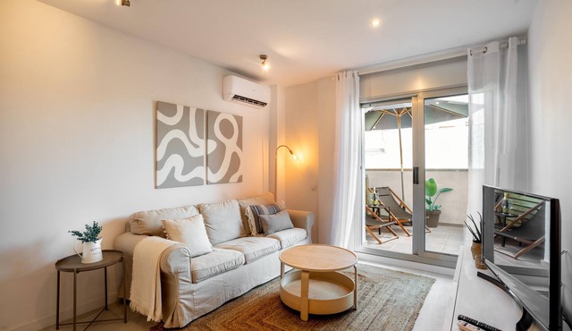 MINI apartment with terrace and parking