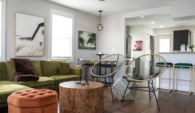 Mini Boutique Hotel Unit 121 THE ELLA by EVRH