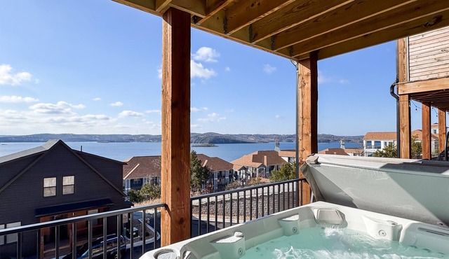 Mini Copper | Lake view, Hot tub, Theatre, Pool table, Dog-friendly