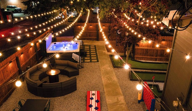 Mini Golf|Sauna|Hot Tub|Cinema|Large Group|BBQ