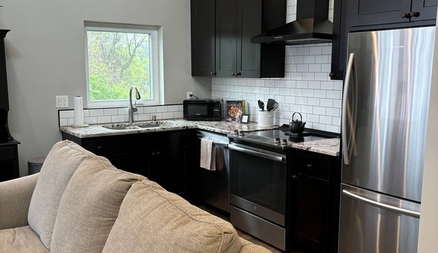 Mini Luxury House with Rooftop Deck / Partial City View