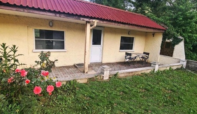 Mini maison indépendante avec terrasse