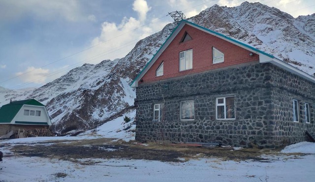 Мини-отель Хижина у ручья