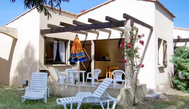 Mini-villa "08 - Oak". Sleeps 4-5. SOLENZARA