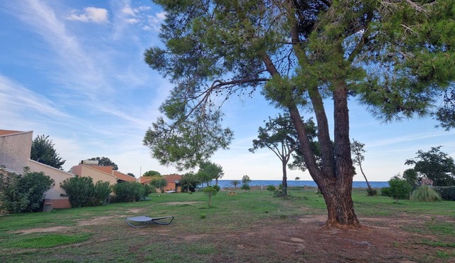 Mini-villa for 6 to 8 people