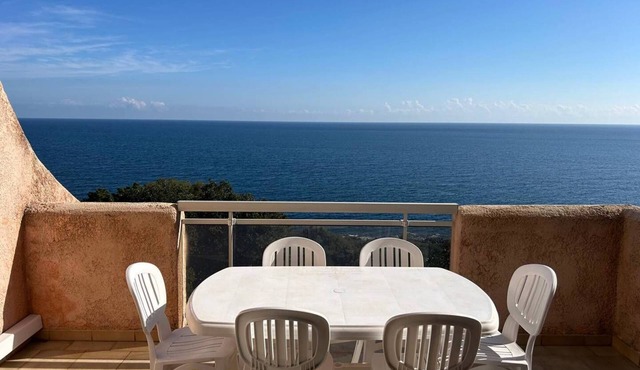 MINI-VILLA - LEA TARCO - SEA VIEW - AIR CONDITIONING