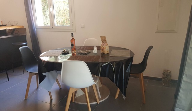 mini villa of 72 m2 on a quiet plot