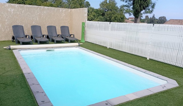 Mini villa private pool sea mountain