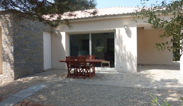Mini villa T3 by the sea at Marine de Sisco, Cap Corse