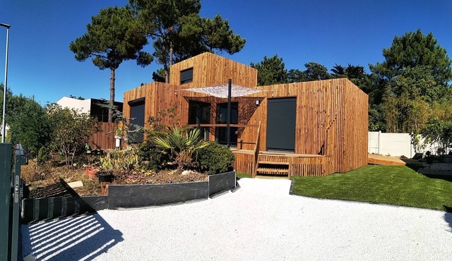 Mini wooden house near the beach, built in 2022