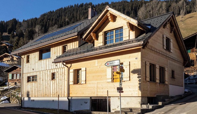 Minimalist Chic Chalet In The Heart Of Rougemont