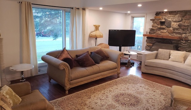 Minimum 32days or more rental .. Long Term Rental
