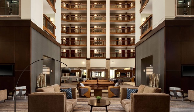 Minneapolis Marriott Northwest Hotel & Conference Center