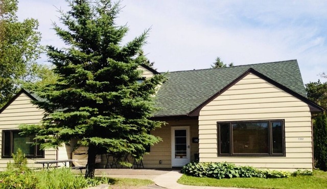 Minnesota Point Beach House 2