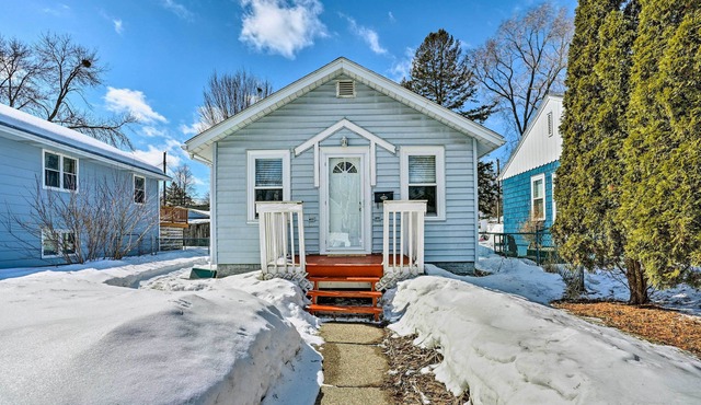 Minnesota Vacation Rental w/ Smart TV & Sunroom!